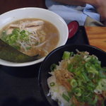 らー麺 櫻ぐみ - ミニ豚丼セット　７７０円