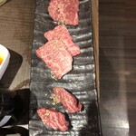 炭火焼肉しんき - 