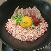 馬刺しと焼き鳥 グルマン三年坂 - 