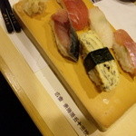 月の音。 - お寿司～♪