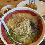 田舎食改革第1弾 嗚呼 隼 - とんこつ味噌ラーメン　焼豚2枚　¥930-