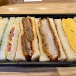 志津屋 - 