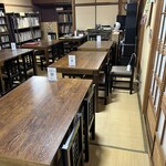 九度山レコードカフェ龍王 - 座敷テーブル席❗️