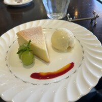 ビストロ・カフェ・ド・パリ - 