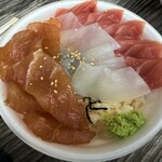 座間味村漁協直売店 - 料理写真: