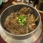 焼鳥と釜めし 一起 - 牛とごぼうの釜めし