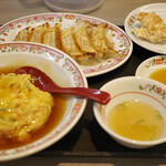 餃子の王将 - 料理写真:天津飯セット