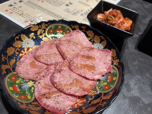 ヤキニクです。 焼肉 YAKINEEK 大国町店 - 大国町/焼肉 | 食べログ
