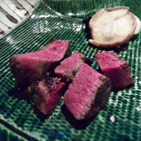 シカン - ステーキ