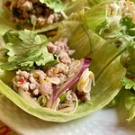 タワン・タイ - 豚挽肉のレモングラス和えサラダ