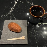 HIKARI - 