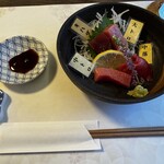 路地裏居酒屋こうじ - マグロ造り盛り