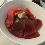路地裏居酒屋こうじ - シメのミニマグロ丼