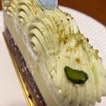 エーグルドゥース - フォレノワール ア ラ ピスターシュ(800円)