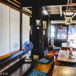 ヨコクラうどん - 旧家側飲食スペース