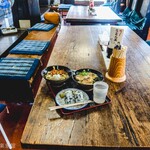 ヨコクラうどん - 旧家側飲食スペース