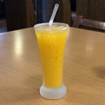 熊ヶ井旅館食堂 - サービスドリンクのマンゴージュース