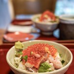 うお吟 - 恵びす丼 梅