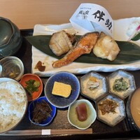 高級ブランド干物 銀座伴助 新宿タカシマヤ タイムズスクエア店 - 
