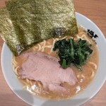 まだ洞くつ家 - ラーメン ※麺かため