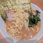 まだ洞くつ家 - ラーメン ※麺かため