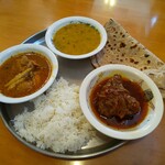 インディアン・レストラン　ロタ - 土曜日のバングラデシュカレーセット