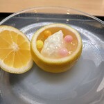 本湖月 - 3月のお写真です。