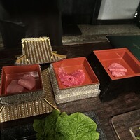 牛牛 西麻布 総本店 - 
