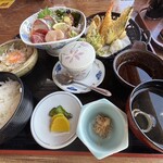 魚庄 糸島 大原店 - 