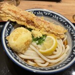 難波千日前 釜たけうどん - 