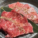 やきにく 飛牛 - 