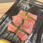 やきにく 飛牛 - 
