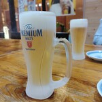『生ビール　プレモル　中ジョッキ』660円