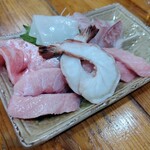 『刺し盛り（小）』2,200円