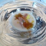 マダム・トキ - 桃のスープ仕立て　パルマ産生ハムとコンソメジュレを浮かべて