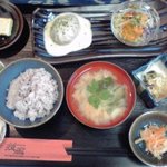 Aランチ（キャロットハンバーグ）：９００円（税込）【２０１４年４月撮影】