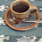食後のコーヒー（ランチ料金に含む）【２０１４年４月撮影】