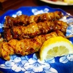 鳥常本店 - 焼き鳥・二本(450円)