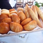 マダム・トキ - 5種類のパン