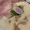 鶏そば 唆る 堀田本店