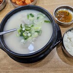 Leemoon Seolleongtang - 