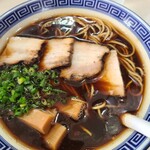 支那そば こてつ - ニボ支那900円