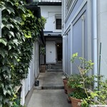 filo - 蔵のドアが見えます