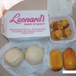 Liliha Bakery - 2006年のリリハベーカリーのココパフ4個とチュンワーカムのマナプア2種類