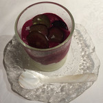 貝殻亭 - これも美味しかったーーー（≧∇≦）巨峰とクリームチーズ☆