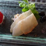 ホテルオークラレストラン名古屋 中国料理 桃花林 - ◯スズキのお刺身の中華ソース
中華系の旨味とスパイス（山椒）で漬けにしてあり

漬けの旨味感と

添えられたみょうがの爽やかさで
味わいが締まり、美味しいねえ♪