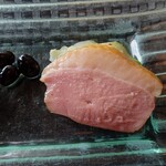 ホテルオークラレストラン名古屋 中国料理 桃花林 - ◯鴨肉の燻製とザーサイの浅漬け
厚み感のある鴨肉の脂の旨味感と煮られた出汁感の旨味