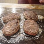 ステーキ とみい - 