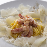 厚切りベーコンカルボナーラ