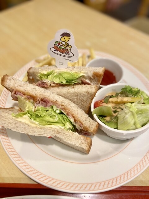 スヌーピー　レトロ　鏡　レストラン SNOOPY MUSEUM TOKYO | スヌーピーミュージアム / 南町田グラン
